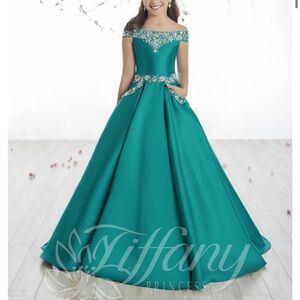 Tiffany princess dress!